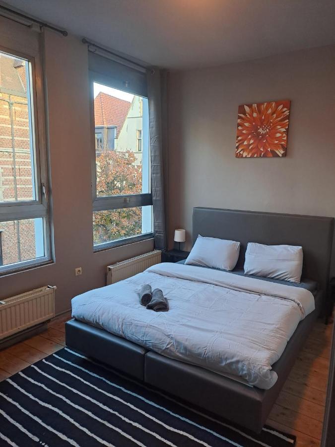 The Green Retromodern Duplex Apartment Antwerpen Bagian luar foto
